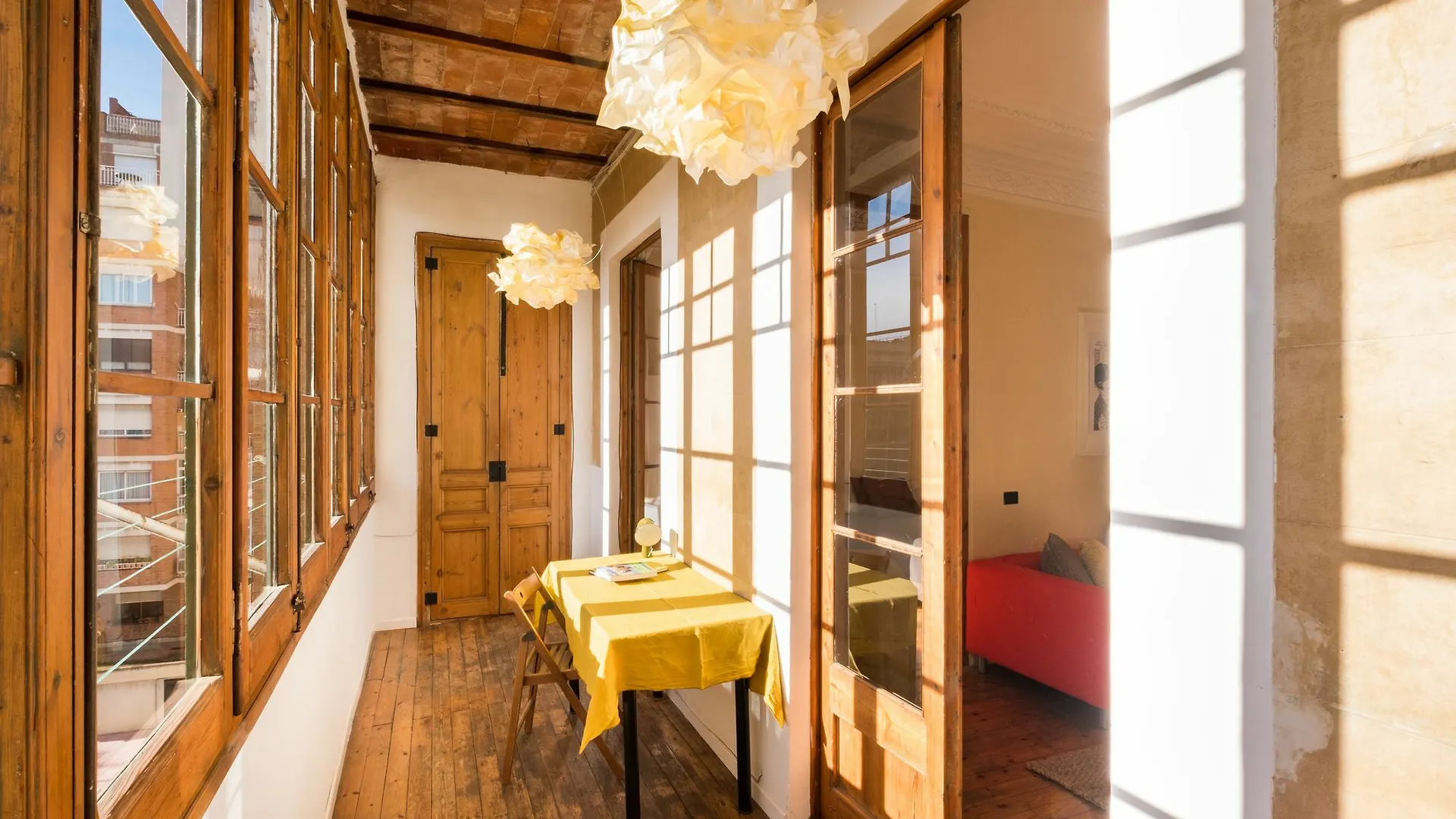 Апартаменты Stylish Arago In The Heart Of Bcn Барселона Испания